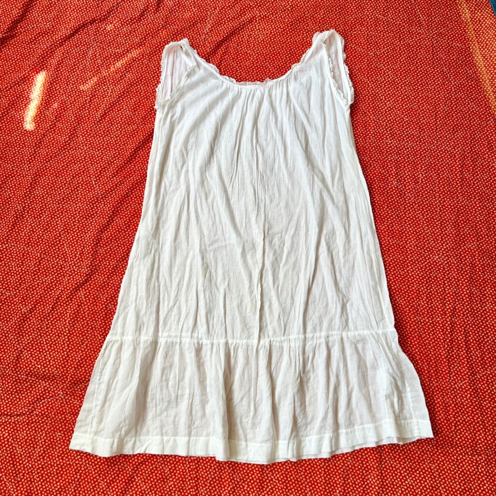 Vintage antique Edwardian White Cotton Lace Trim Ruffle Hem Chemise Slip dress